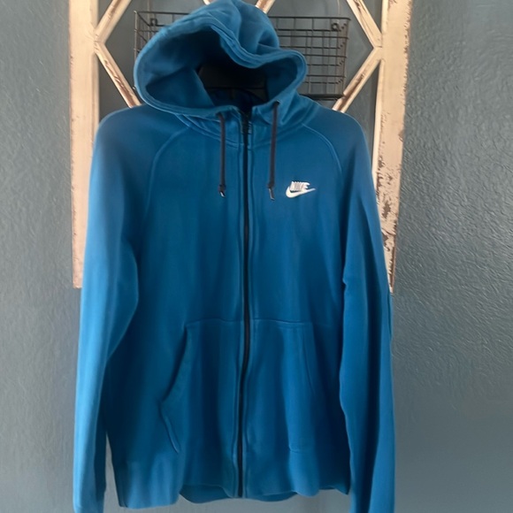 Nike Other - Men’s large Nike zip up hoodie